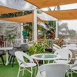 Stone Wood Beach Resort, Vagator